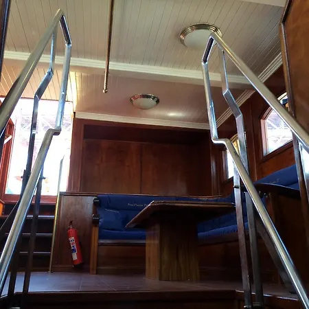 Hotel na wodzie Yacht Sean Paquito Iv Lizbona