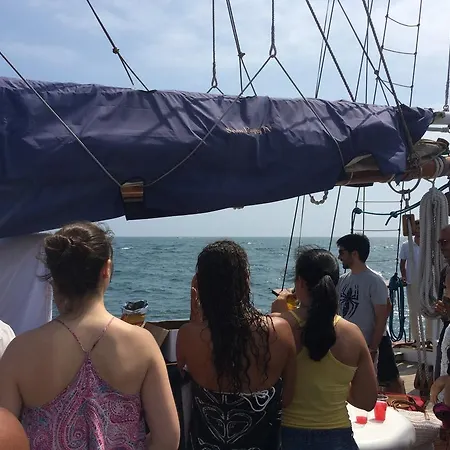 Hotel na wodzie Yacht Sean Paquito Iv