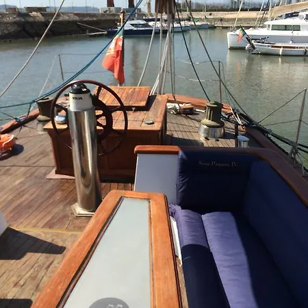 Yacht Sean Paquito Iv * Лісабон