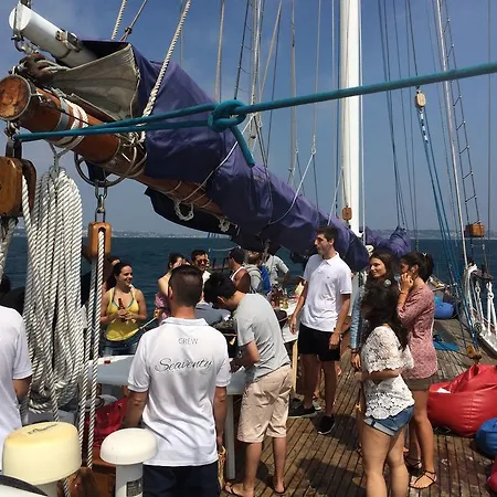 Botel Yacht Sean Paquito Iv